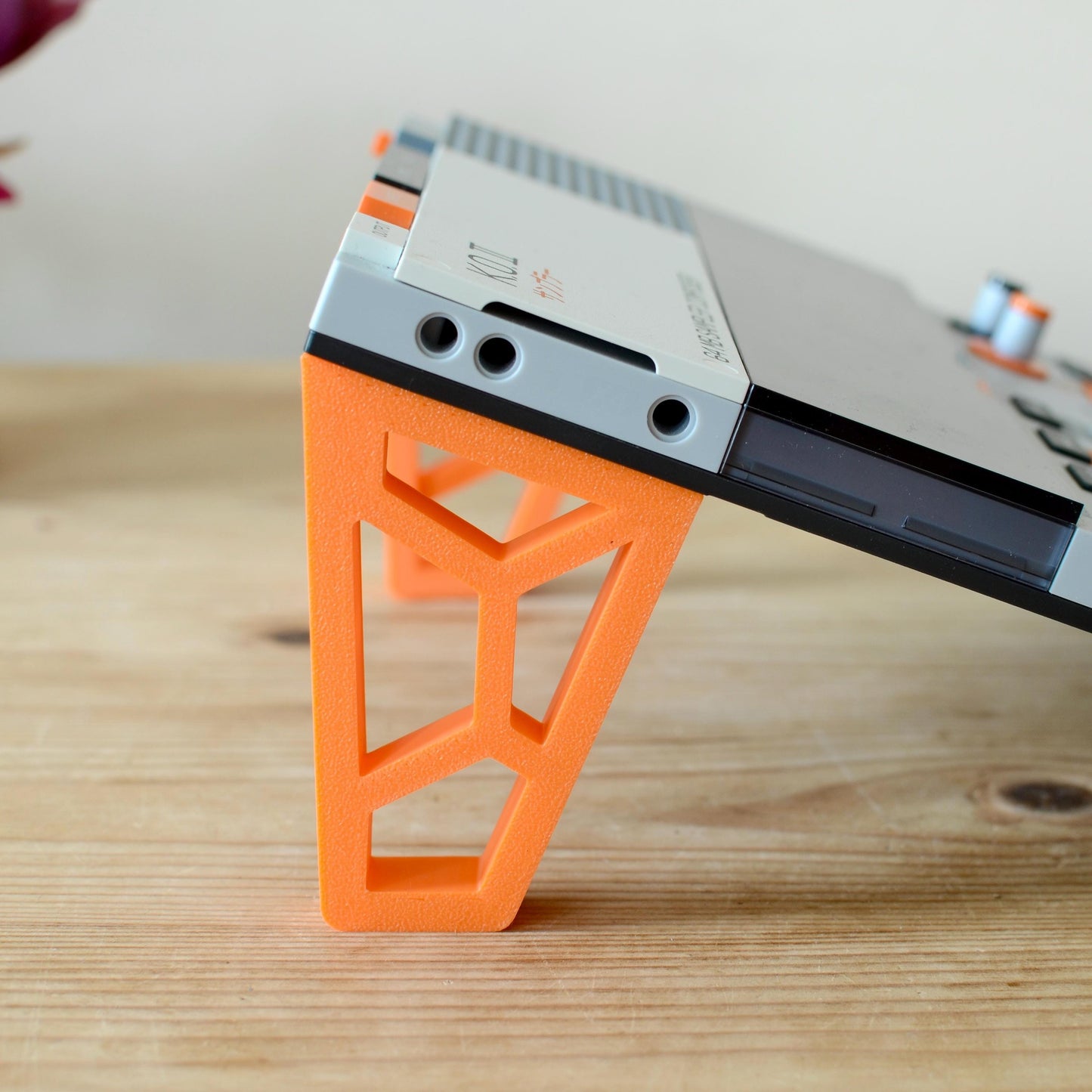 3D Printed Stand Legs for Teenage Engineering EP-133 KO II