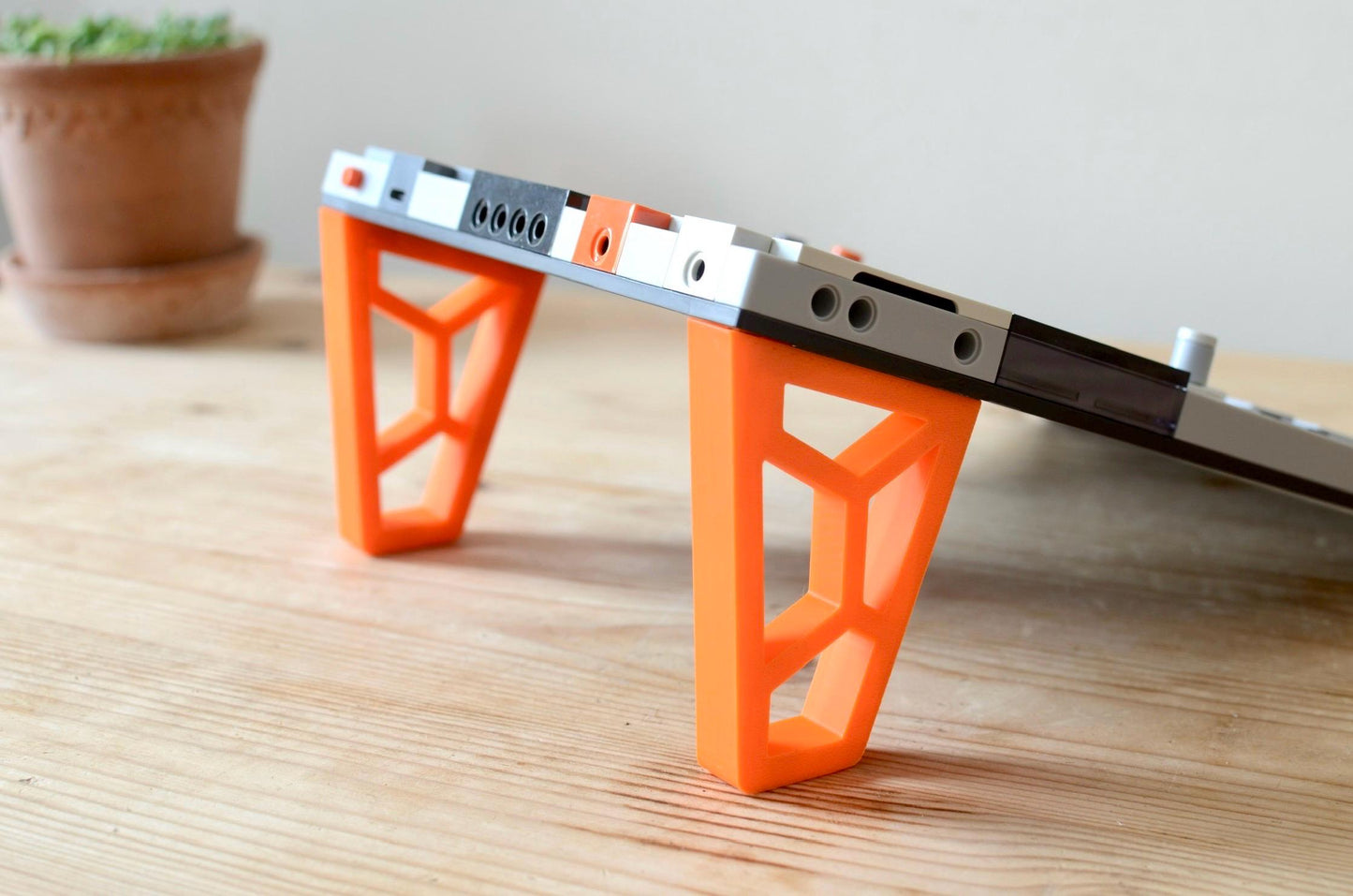 3D Printed Stand Legs for Teenage Engineering EP-133 KO II